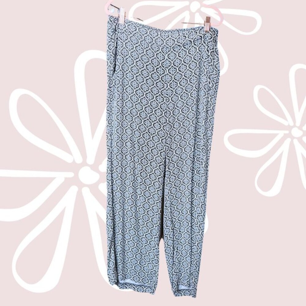 24.$5-L-OLD NAVY Rayon Wide Leg Pants Greys/Cream/White Drapey
